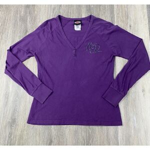 Harley Davidson shirt‎ womens size Small v neck long sleeve purple /thumb holes